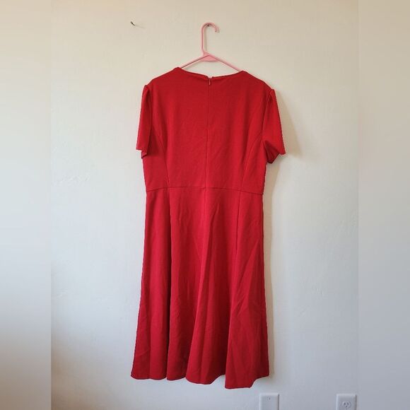 NEW Tommy Hilfiger Dress Red Keyhole Collar Midi Date Night Romantic Size 16 - Picture 6 of 9